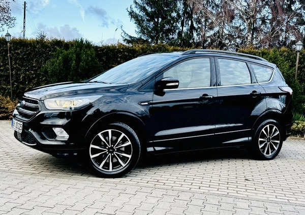 Ford Kuga cena 69900 przebieg: 204214, rok produkcji 2018 z Tarczyn małe 781